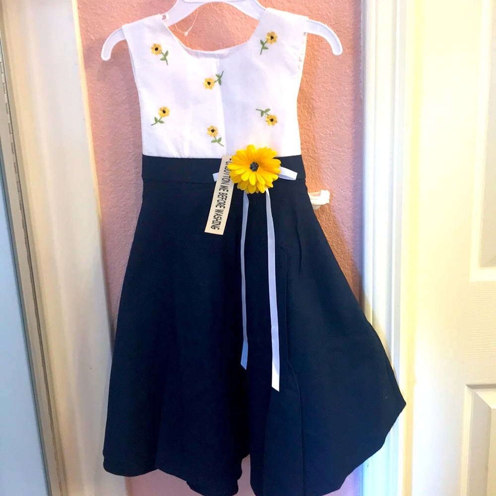 Girls dress